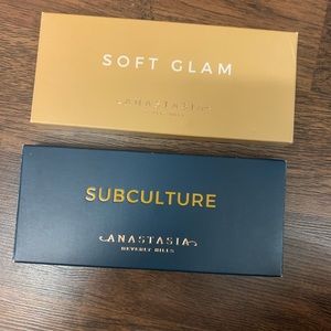 TWO Anastasia Pallets